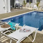 Villa Alasia *