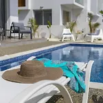 Alasia Villa *